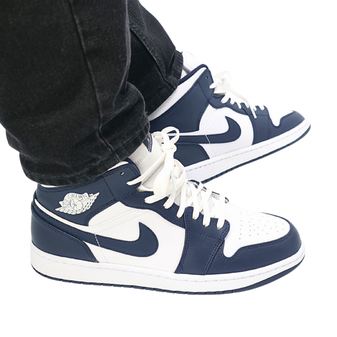 Air Jordan 1 Mid White Metallic Gold Obsidian