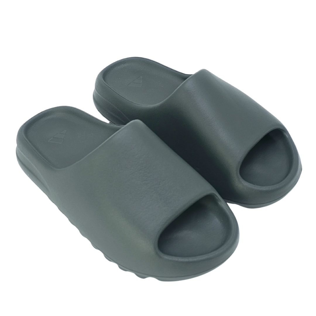 Yeezy Slide Dark Onyx
