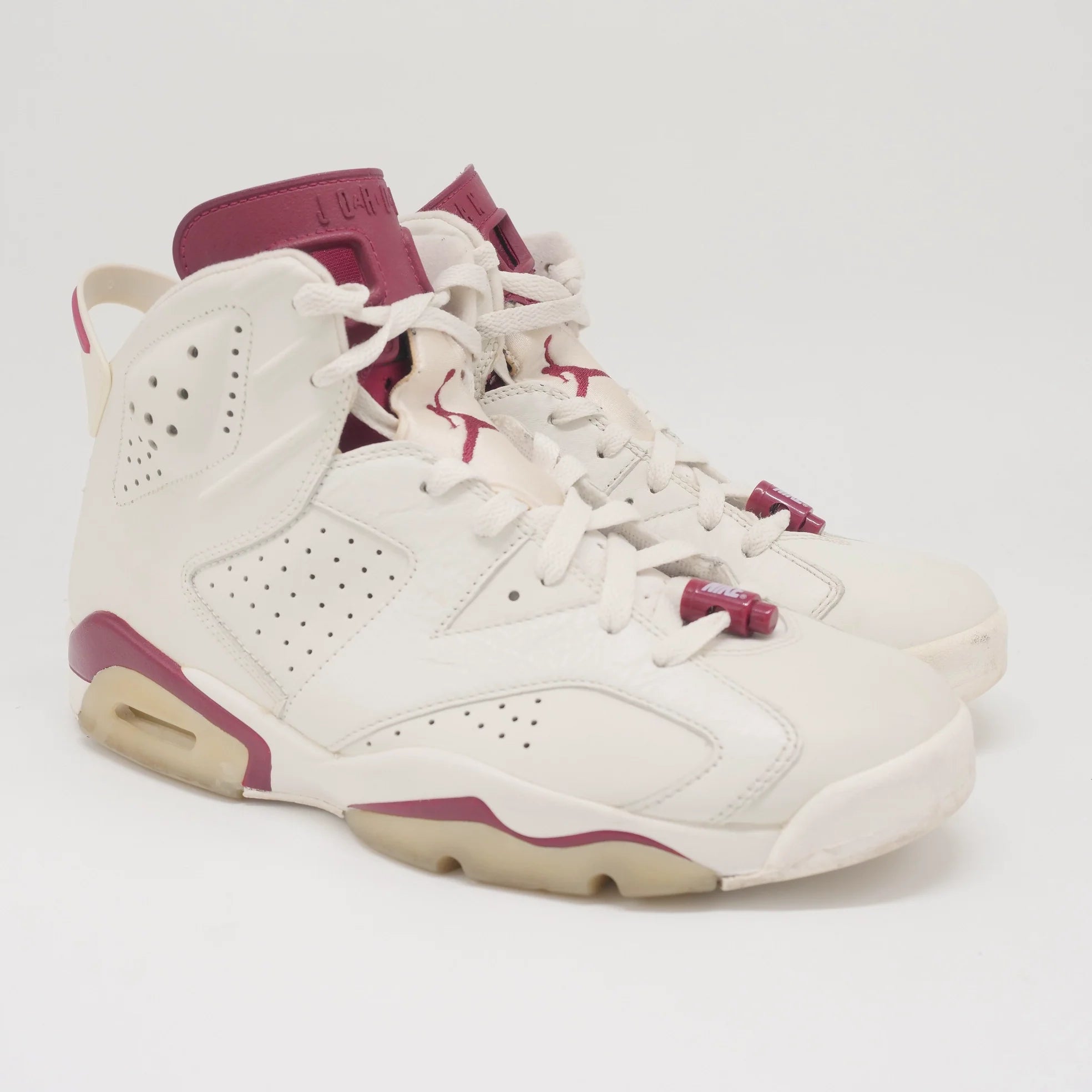 Air Jordan 6 Maroon - EU 43