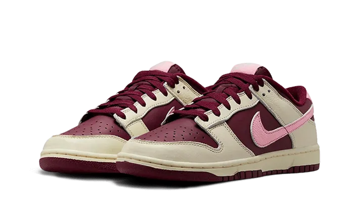 Nike Dunk Low Retro PRM Valentine\&s Day (2023) - DR9705-100